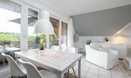 white-lounge-scharbeutz-113060-3462274