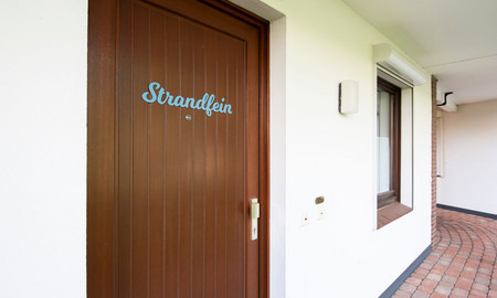 strandfein-scharbeutz-113003-6193399